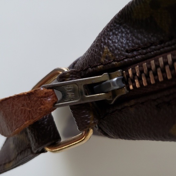 Louis Vuitton Brown Monogram Crossbody Bag - Picture 7 of 8